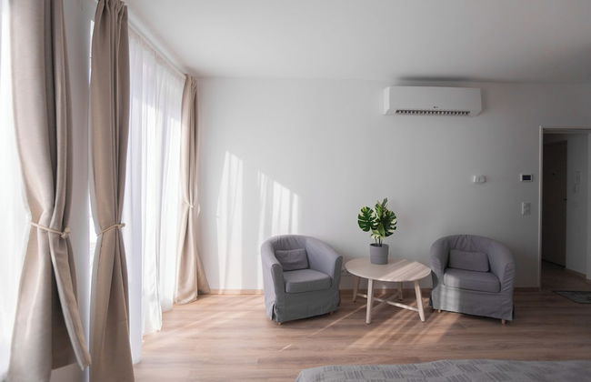 Elisabeth Downtown Apartments by FirstHost - Photo 51