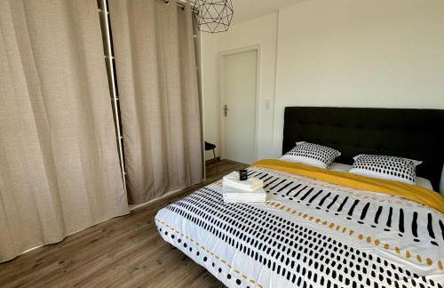 Cozy Apartment 4p Tram at doorstep - Foto 13