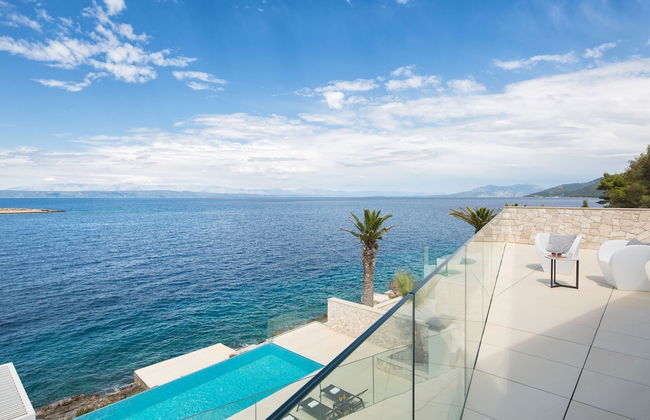 Beach Villa in Korcula with Pool, Sauna & Hot Tub - Photo 22