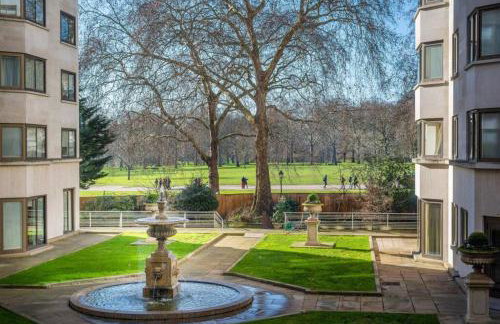 The Grande Mayfair Apartment - Photo 42