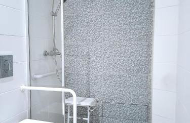 Villa Oasis - Love Room avec Spa Privatif, Massages & Autres Appartements Standards à thèmes sans spa - Foto 18