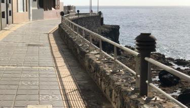 Apartamento en primera línea playa - Foto 2