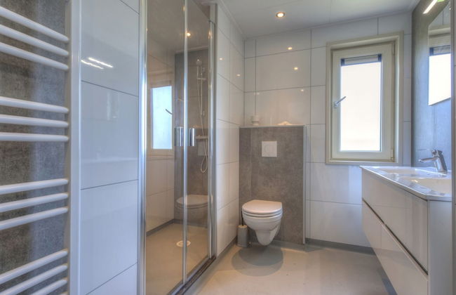 Modern Chalet With Combi Microwave, Near Rockanje - Foto 8