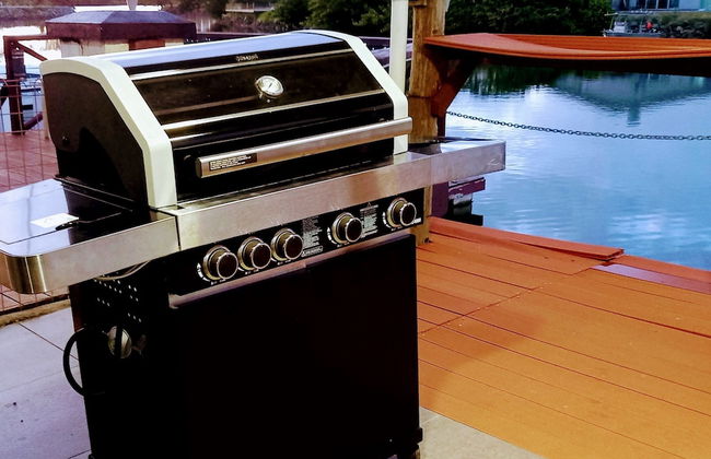 Waterfront Sunset Apt Fantasy Island - Photo 15