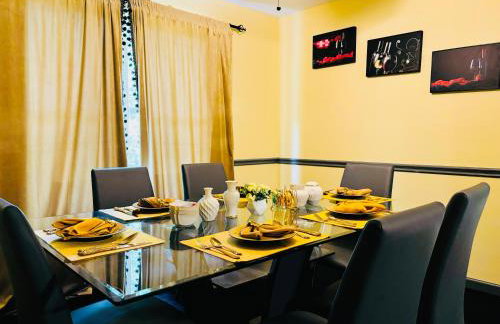 Large 3BR Home for Families and Work Stays With Fast WIFI - Foto 26