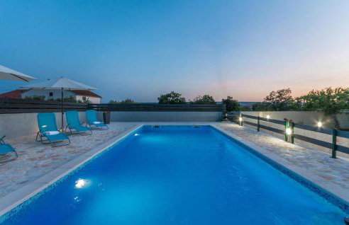 Awesome Apartment In Gornje Rastane - Foto 16