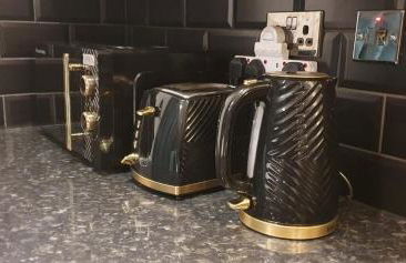 Luxurious Flat 19min from London, 7min to station - Photo 4