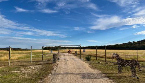 Private cabin on 100 scenic acres with balcony views - Foto 4