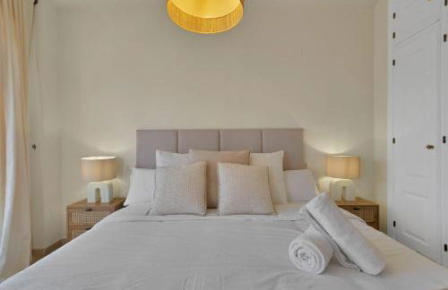 Palm Beach Residency - Beachside with Free Parking - Photo 19