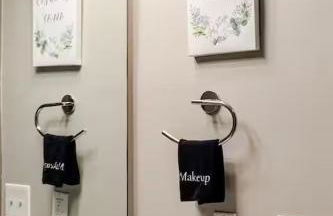 Skyline Serenity- Gym, Walk to Bars and Restaurants - Foto 8