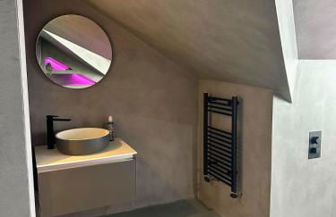 Charmandene - Luxury 5 Bed with Pool and Gated Parking - Foto 16