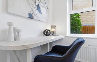 2BR Spacious Flat I King Bed I Desk I Parking X2 - Foto 24