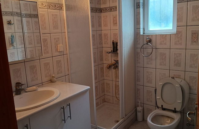 Secluded Holiday Home in Kalavrouza With Mountain Views,bbq - Foto 11