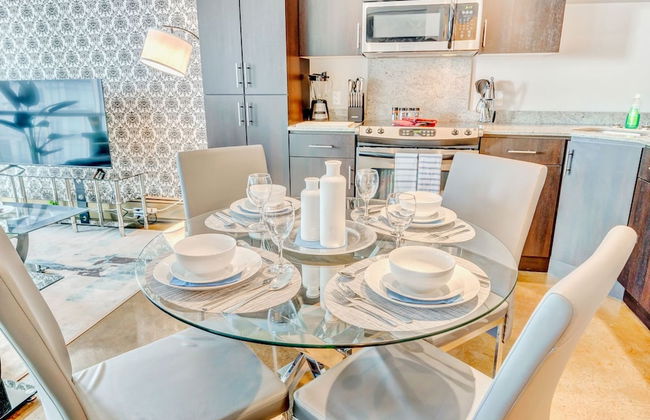 Luxury Condo With City Views Near Stampede Park - Photo 10