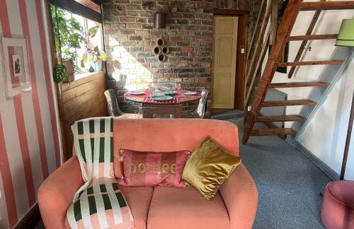 Quirky little end of terrace - Foto 8