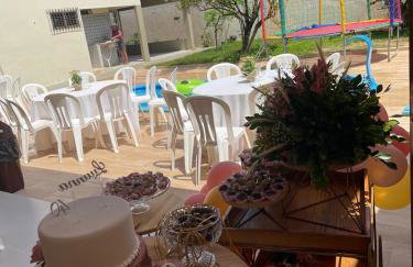 Casa ampla com área de lazer - Foto 2