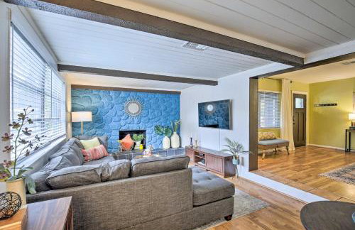 Tropical Palm Harbor Retreat with Lanai and Patio! - Foto 3