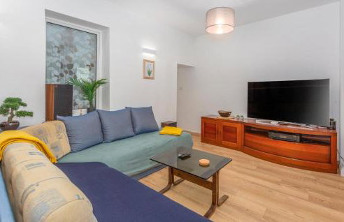 1 Bedroom Nice Home In Lukezi - Foto 17