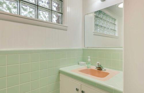 Mountain View and Fire Pit Modern Copperhill Home - Foto 21