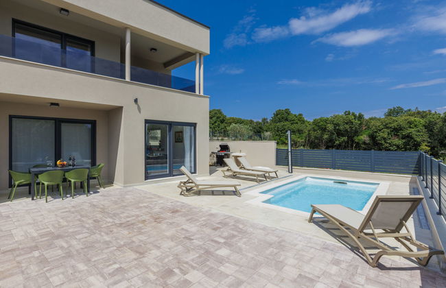 Villa Karlo - Foto 1