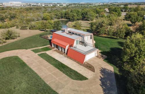 Modern Home - 1 Acre Lot w Pool Patios Jacuzzi - Foto 47