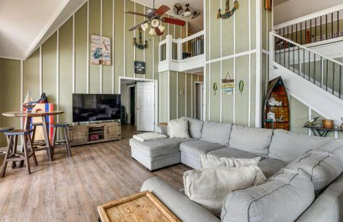 Dock and Fire Pit Stunning Lake Sinclair Home! - Foto 4