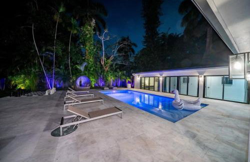 Luxury Villa Azure with Heated Pool 20 minutes to Beach - Foto 64