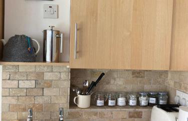Self-contained cosy garden room Seven Sisters - Foto 10