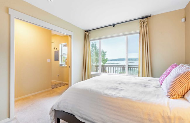 Madrona Beach House by Avantstay Waterfront Home - Foto 28