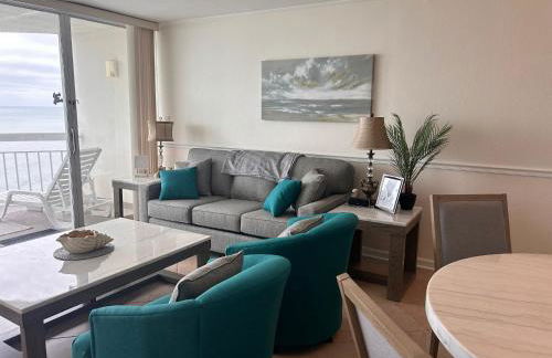 LUXURIOUS Oceanfront Condo, 1 bedroom-2 bath, Sleeps 4, indoor and outdoor pools, Waters Edge-Garden City-Murrells Inlet SC -NO PETS - Photo 30