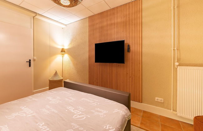 Luxury Apartment in Schin op Geul with Hot Tub & Sauna - Photo 7