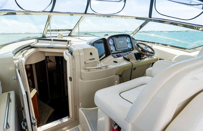 Fort Lauderdale Private Yatch Rental with Skipper - Photo 6