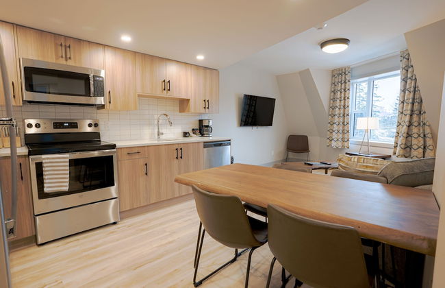 Basecamp Suites Banff - Photo 23