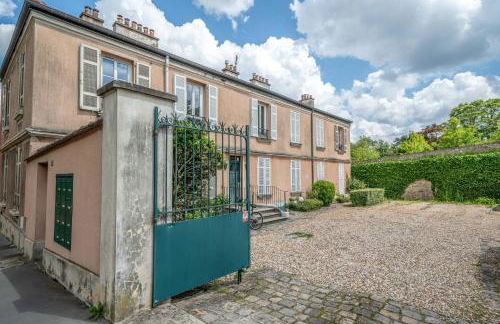 La Versaillaise Bucolique - Stationnement privatif - Proche Gare Chantiers - Foto 19