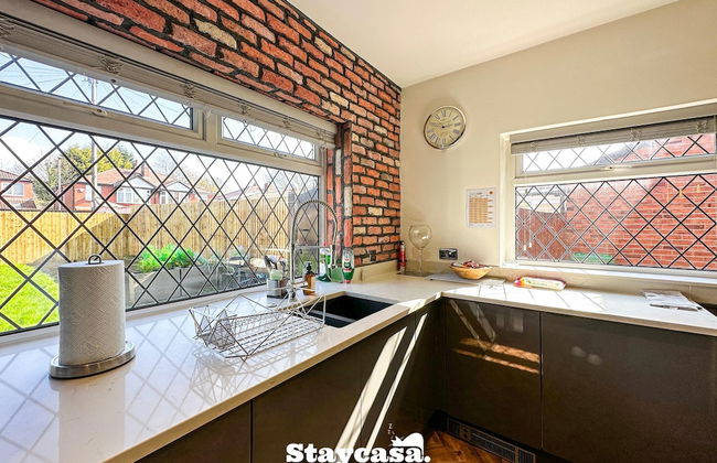 Beautiful Detached Villa - Jacuzzi Bath - Parking - Foto 63