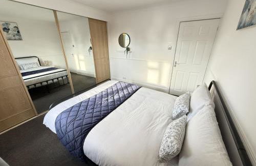 Cosy and comfy 4-bed house in Burnham Slough Near Legoland and Winsdor Castle - Foto 3