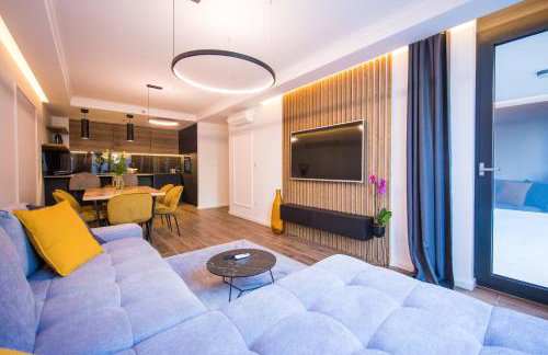 Downtown Oasis - Photo 1