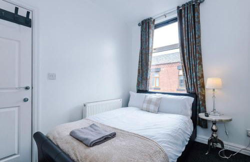 4BDR House By Eason Stays Short Lets Chorley - Foto 36