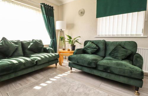 2 Pine Grove - Photo 5