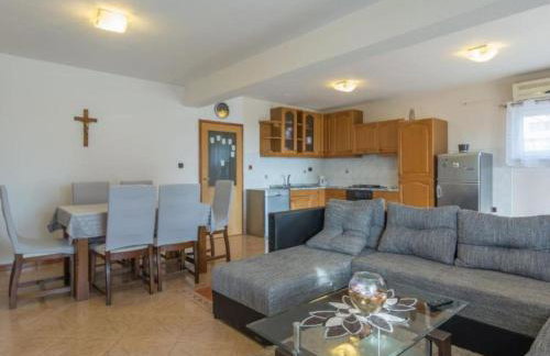 Six Bedroom Holiday House With Pool - Foto 25