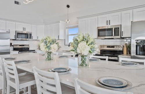 Laguna Villa: The Ultimate Beachfront Mega-Retreat: 9BR, Sleep 32 - Foto 53