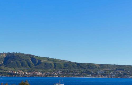 Queen Mary - Torre Faro Messina - Foto 27
