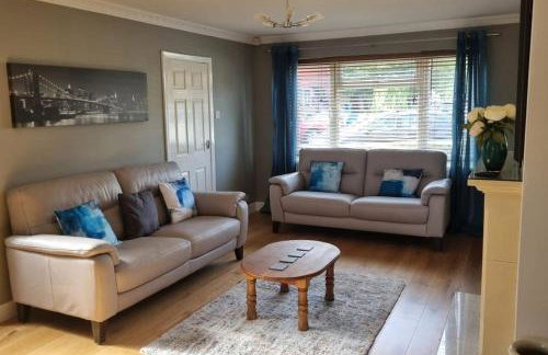 Windsor property near Legoland with free parking - Photo 8