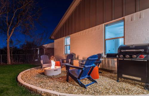 Amelia's Corner Game Room Fire Pit Hot Tub - Foto 50