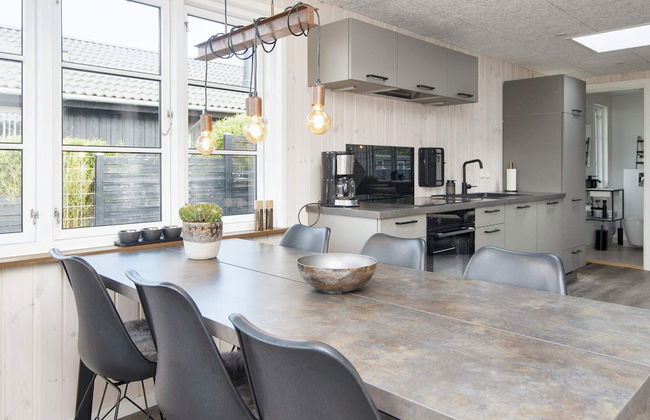 6 Person Holiday Home in Bjert - Foto 22