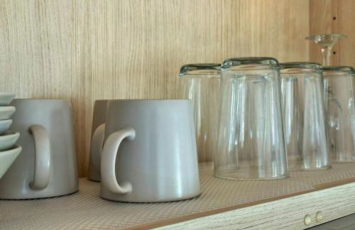 Quiet Garden-View Studio Apartment - Foto 9