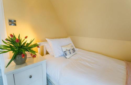 Gwynaeth Gwyn - Foto 4