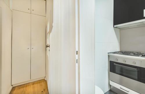 2BR at Chiado Historical Heart of Lisbon - Foto 34