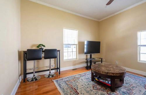 Modern 3-bedroom, big fence yard, Pets stay free - Foto 72