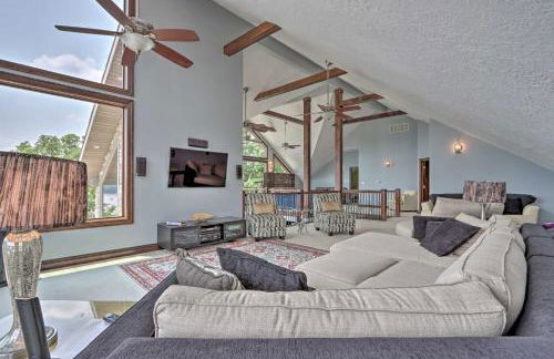 Boat Dock and Kayaks Luxury Lake of the Ozarks Home - Foto 9